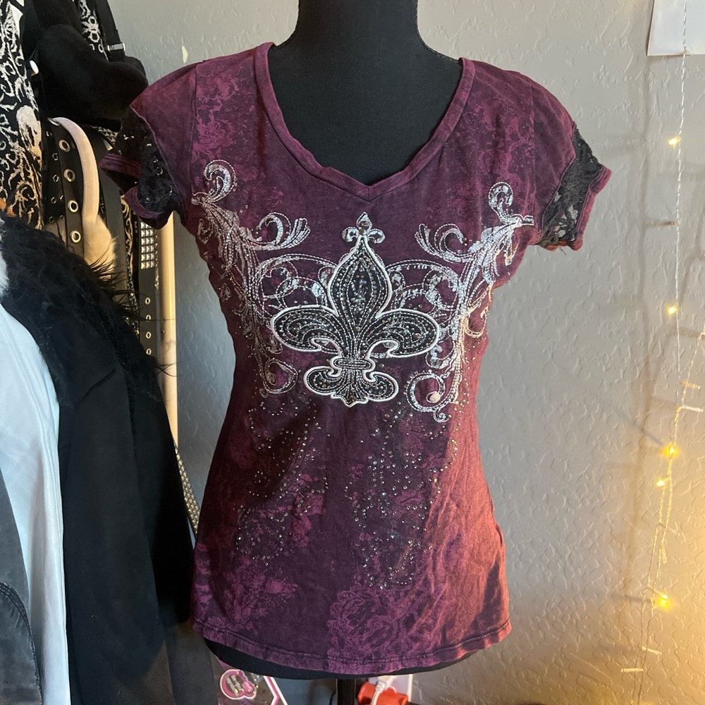 cyber grunge studded baby tee w laced up sleeve